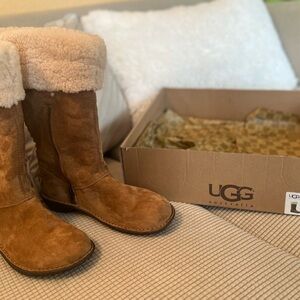 UGG Tan Winter Boots with Cream Fur